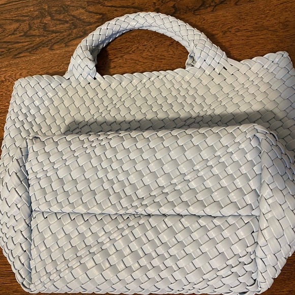 Queenoris Vegan Leather Weave Bag. Light blue. - Picture 4 of 7
